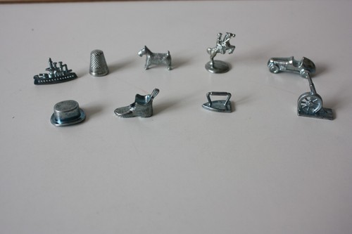 Monopoly spare replacement - /,